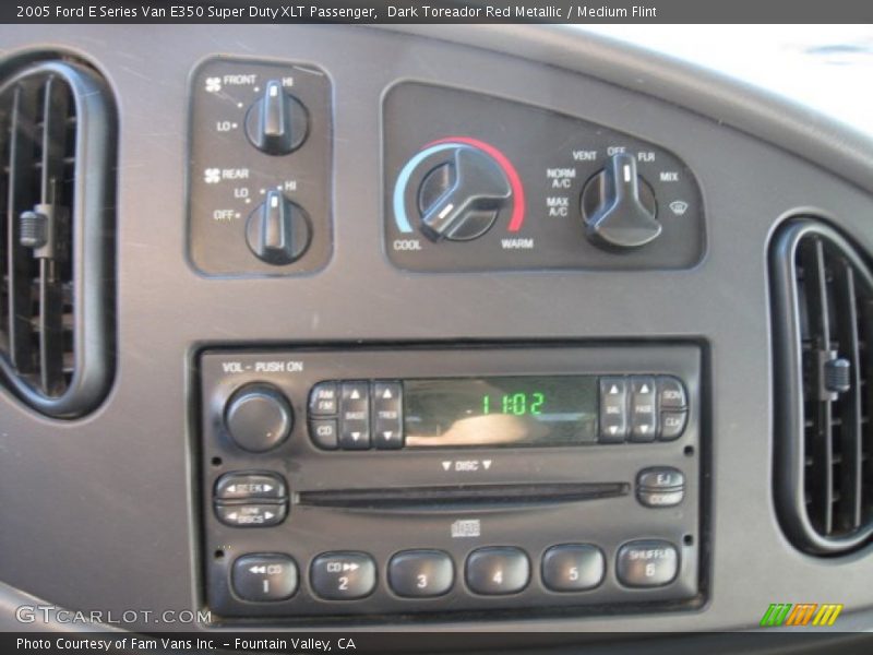 Controls of 2005 E Series Van E350 Super Duty XLT Passenger