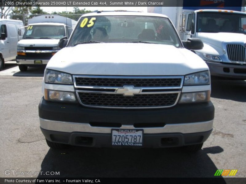 Summit White / Dark Charcoal 2005 Chevrolet Silverado 2500HD LT Extended Cab 4x4
