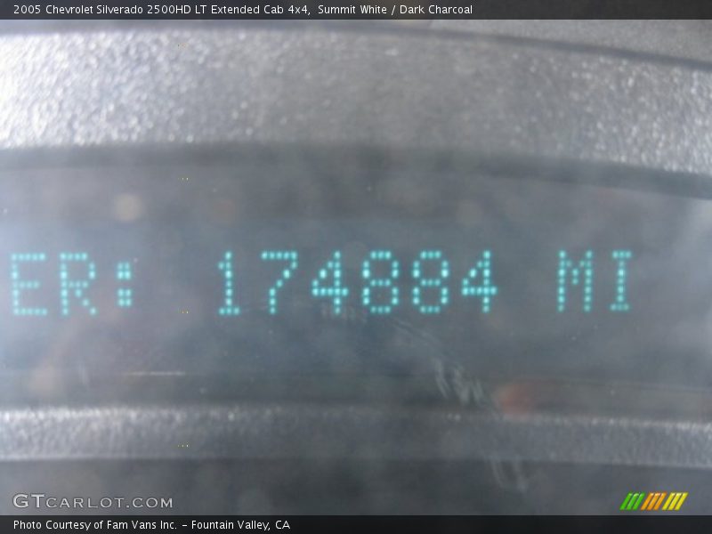 Summit White / Dark Charcoal 2005 Chevrolet Silverado 2500HD LT Extended Cab 4x4