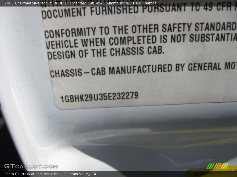 Summit White / Dark Charcoal 2005 Chevrolet Silverado 2500HD LT Extended Cab 4x4