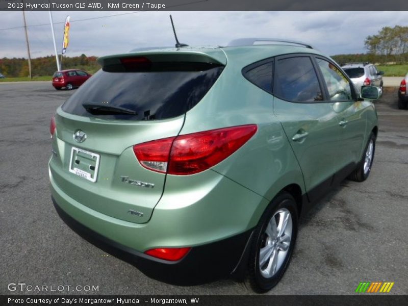 Kiwi Green / Taupe 2013 Hyundai Tucson GLS AWD