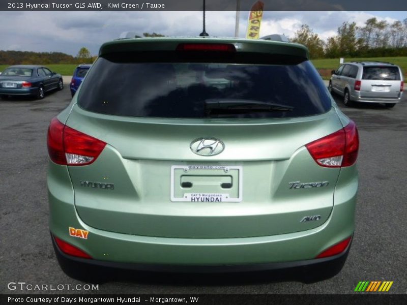 Kiwi Green / Taupe 2013 Hyundai Tucson GLS AWD