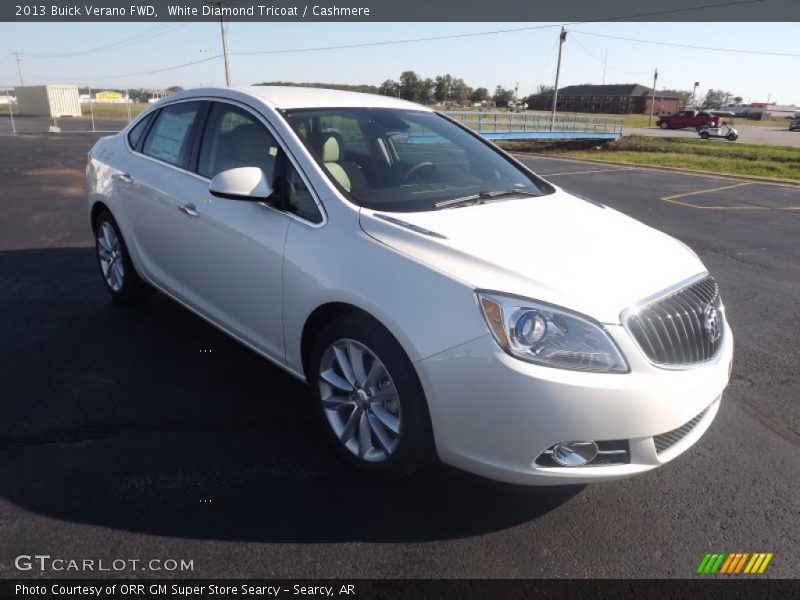 White Diamond Tricoat / Cashmere 2013 Buick Verano FWD