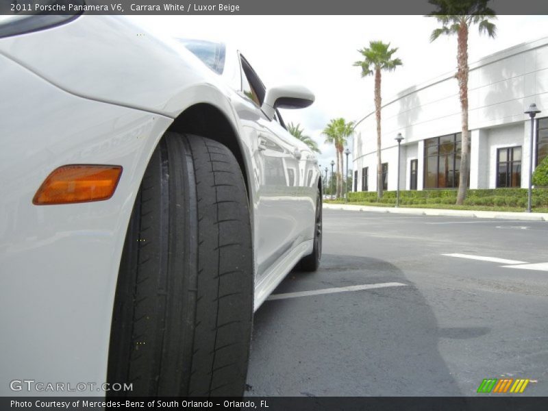 Carrara White / Luxor Beige 2011 Porsche Panamera V6
