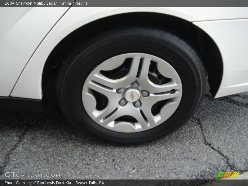 White / Neutral 2004 Chevrolet Malibu Sedan