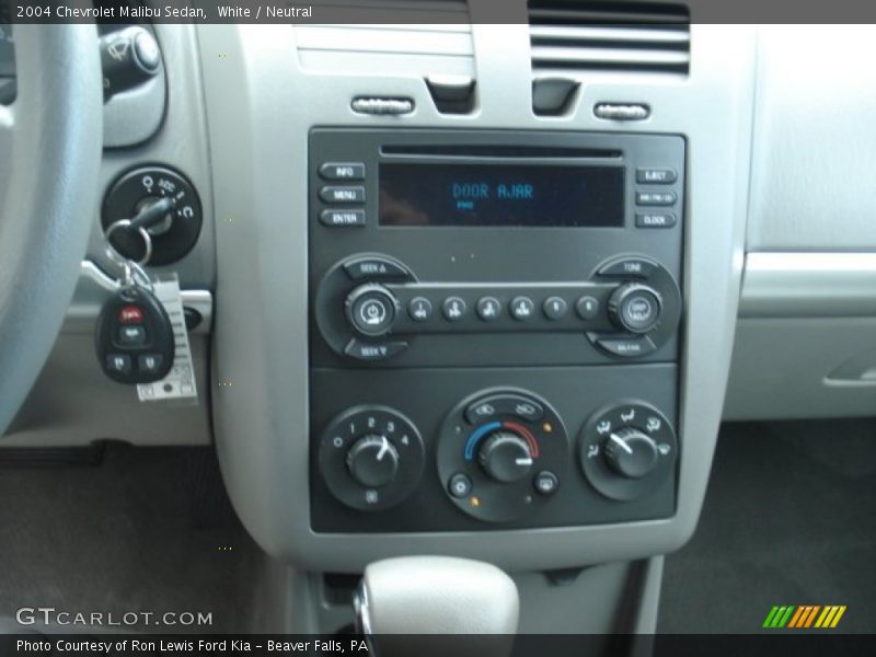 White / Neutral 2004 Chevrolet Malibu Sedan
