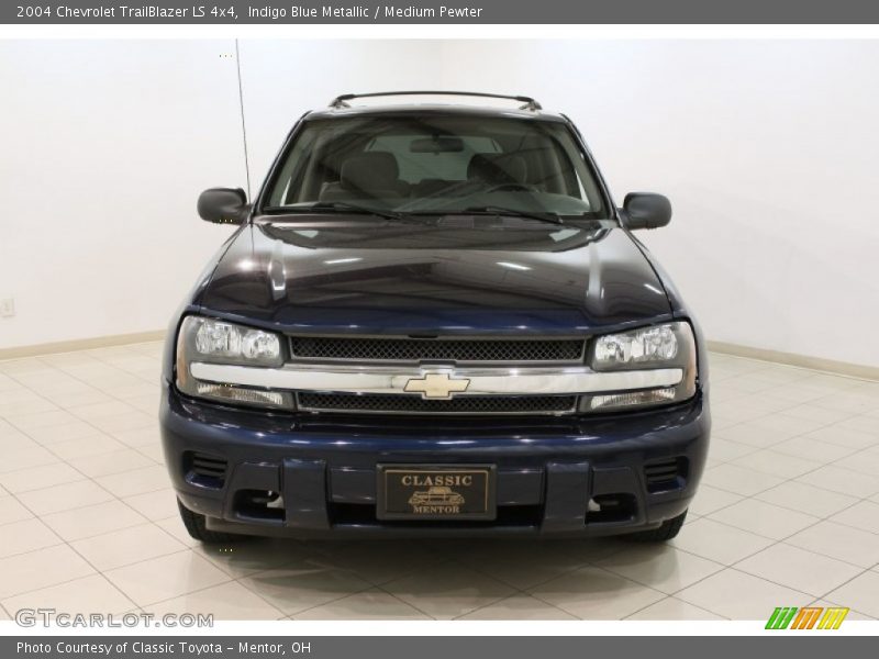 Indigo Blue Metallic / Medium Pewter 2004 Chevrolet TrailBlazer LS 4x4