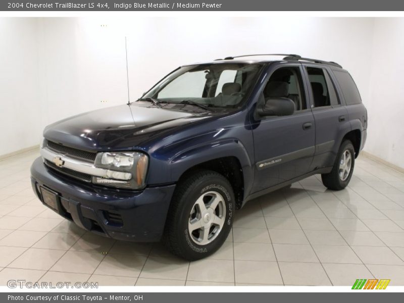 Indigo Blue Metallic / Medium Pewter 2004 Chevrolet TrailBlazer LS 4x4