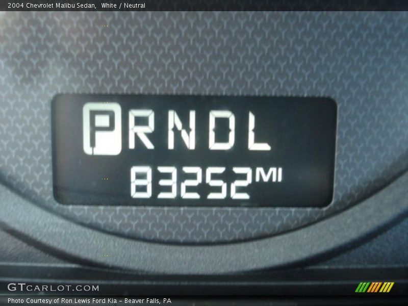 White / Neutral 2004 Chevrolet Malibu Sedan
