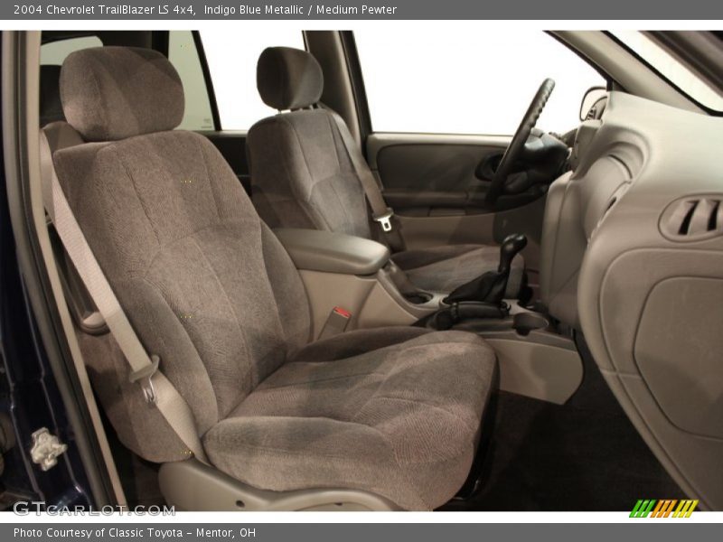 Indigo Blue Metallic / Medium Pewter 2004 Chevrolet TrailBlazer LS 4x4