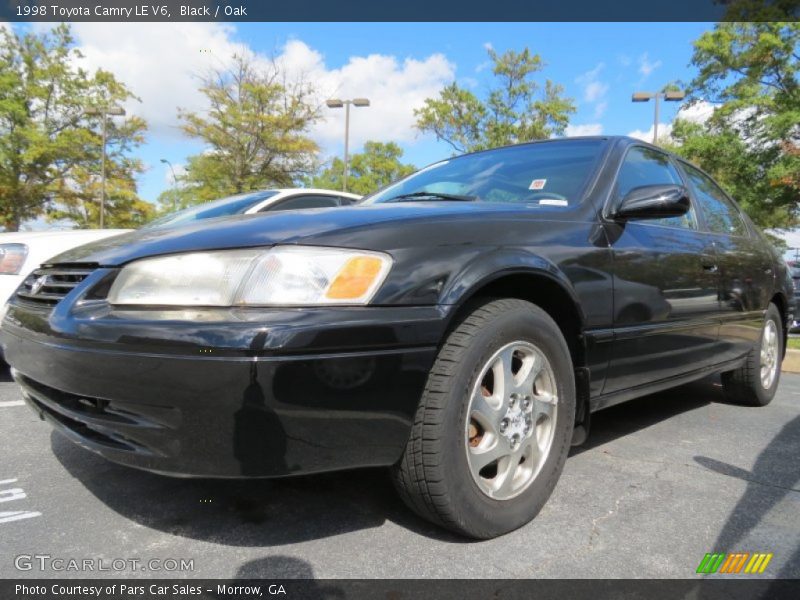 Black / Oak 1998 Toyota Camry LE V6