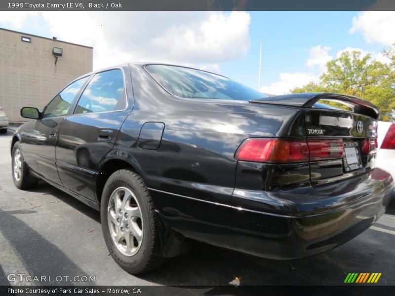 Black / Oak 1998 Toyota Camry LE V6