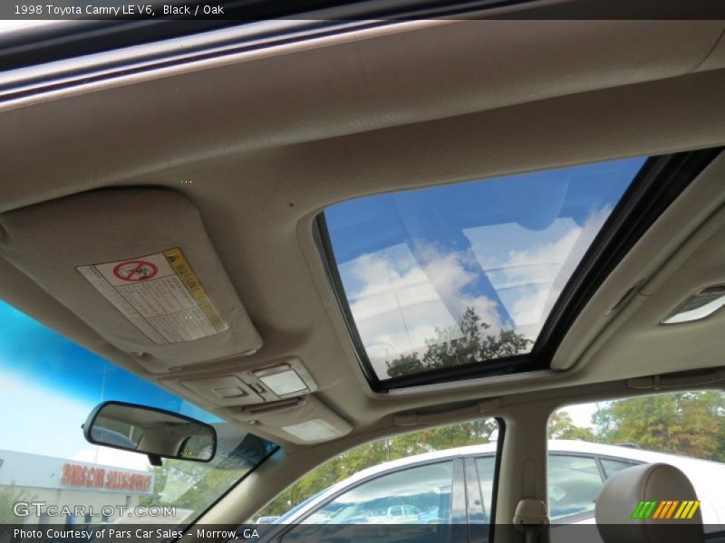 Black / Oak 1998 Toyota Camry LE V6