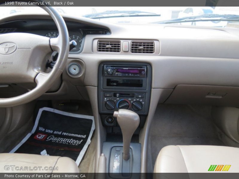 Black / Oak 1998 Toyota Camry LE V6