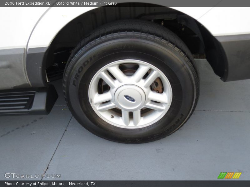 Oxford White / Medium Flint Grey 2006 Ford Expedition XLT
