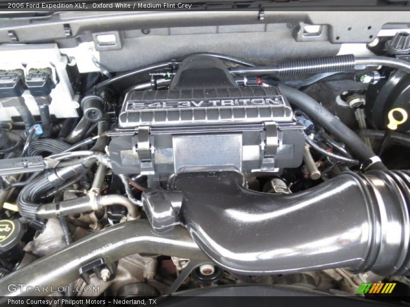Oxford White / Medium Flint Grey 2006 Ford Expedition XLT