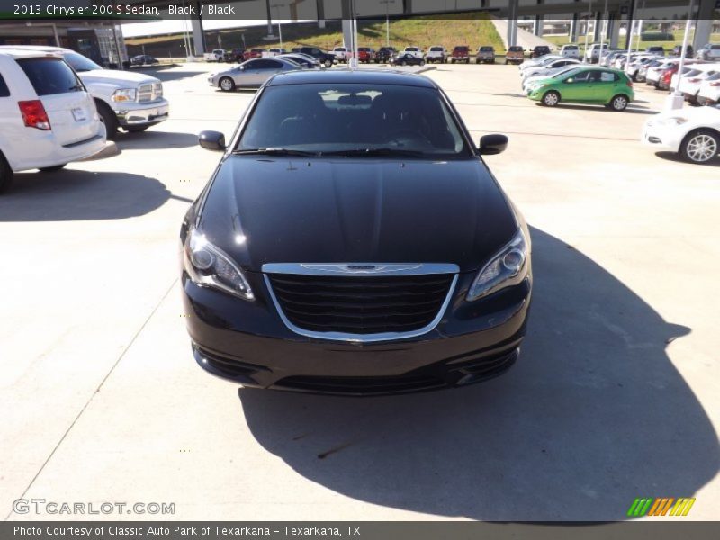 Black / Black 2013 Chrysler 200 S Sedan