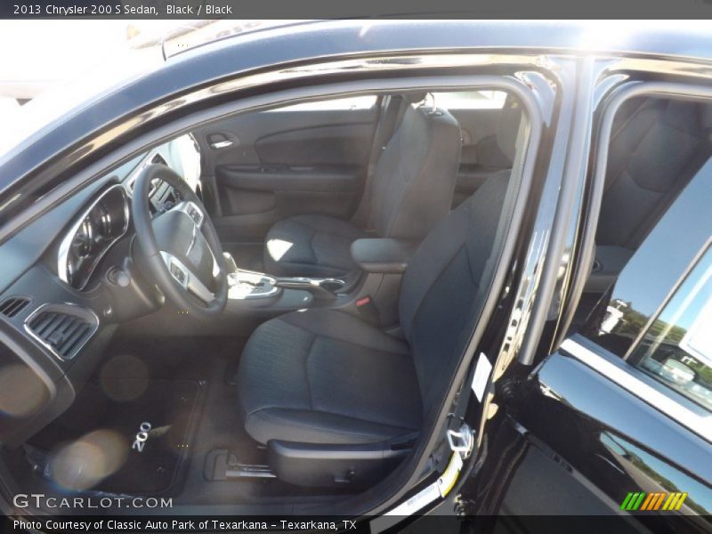 Black / Black 2013 Chrysler 200 S Sedan