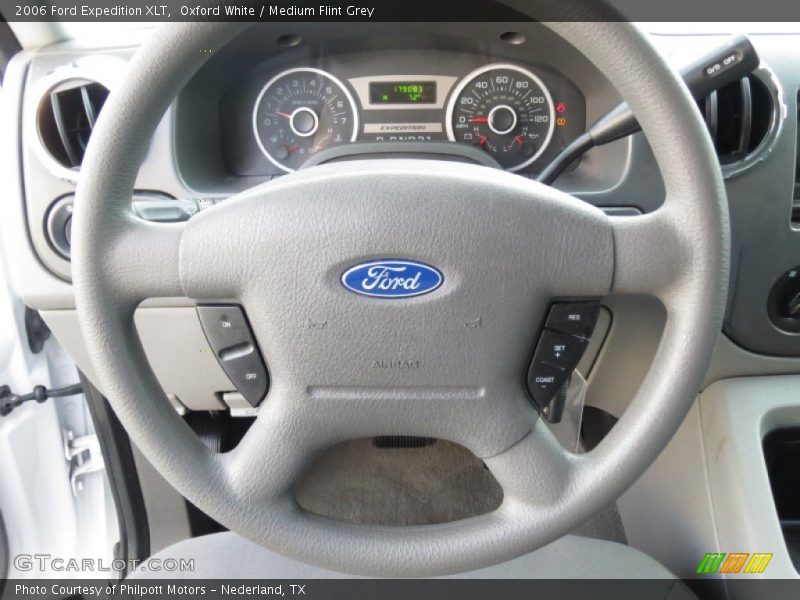 Oxford White / Medium Flint Grey 2006 Ford Expedition XLT