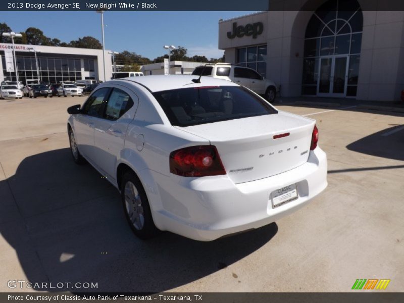 New Bright White / Black 2013 Dodge Avenger SE