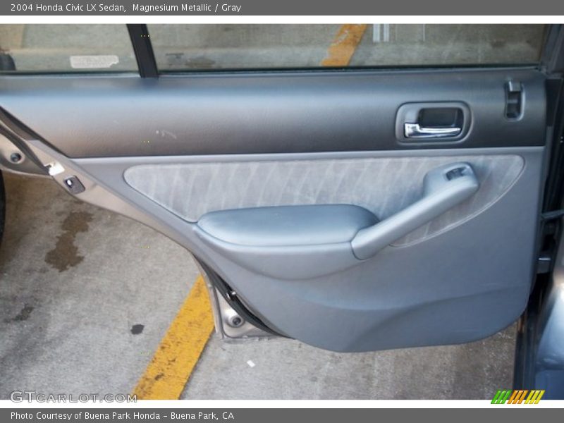 Magnesium Metallic / Gray 2004 Honda Civic LX Sedan