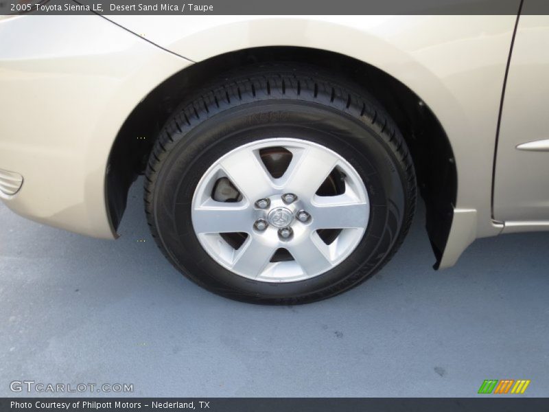 Desert Sand Mica / Taupe 2005 Toyota Sienna LE