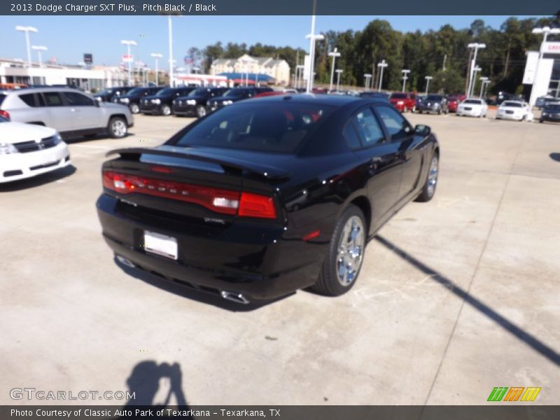 Pitch Black / Black 2013 Dodge Charger SXT Plus