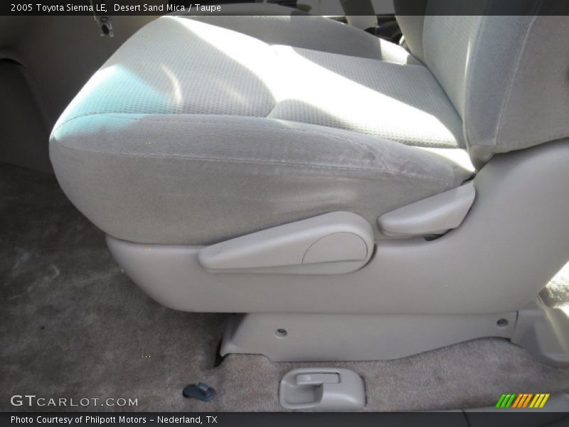 Desert Sand Mica / Taupe 2005 Toyota Sienna LE