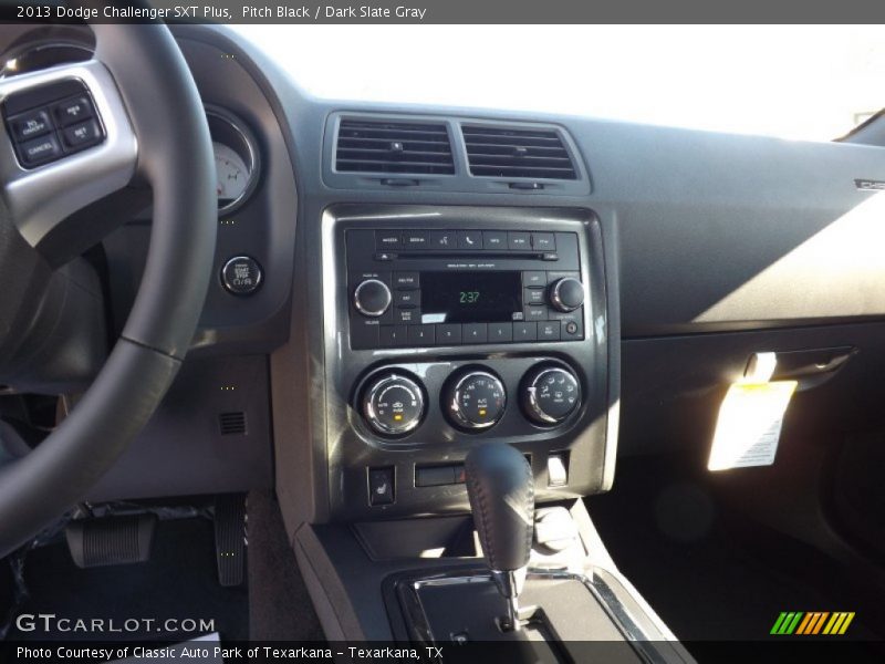 Pitch Black / Dark Slate Gray 2013 Dodge Challenger SXT Plus