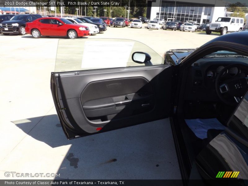 Pitch Black / Dark Slate Gray 2013 Dodge Challenger SXT Plus