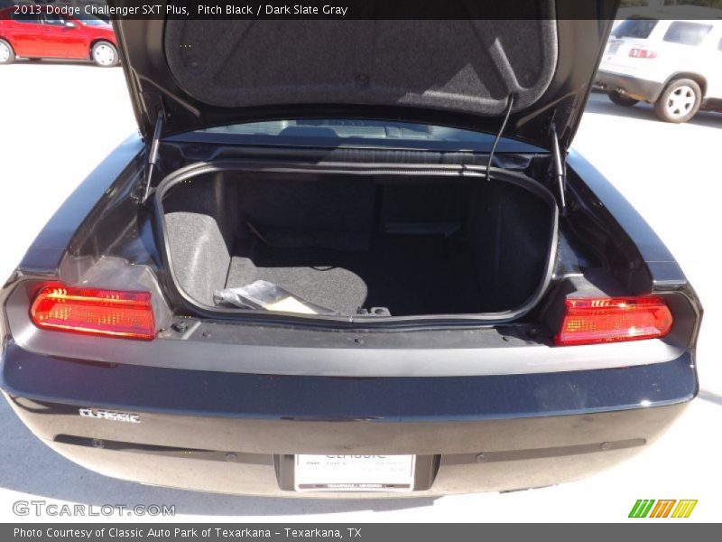 Pitch Black / Dark Slate Gray 2013 Dodge Challenger SXT Plus
