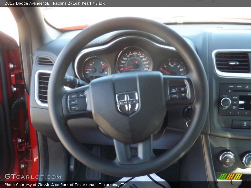 Redline 2-Coat Pearl / Black 2013 Dodge Avenger SE