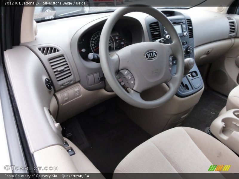 Dashboard of 2012 Sedona LX