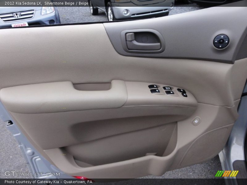 Door Panel of 2012 Sedona LX