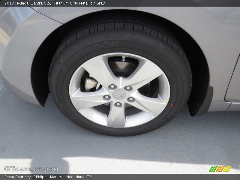 Titanium Gray Metallic / Gray 2013 Hyundai Elantra GLS