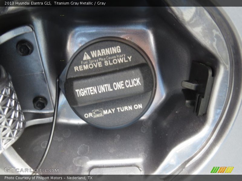 Titanium Gray Metallic / Gray 2013 Hyundai Elantra GLS