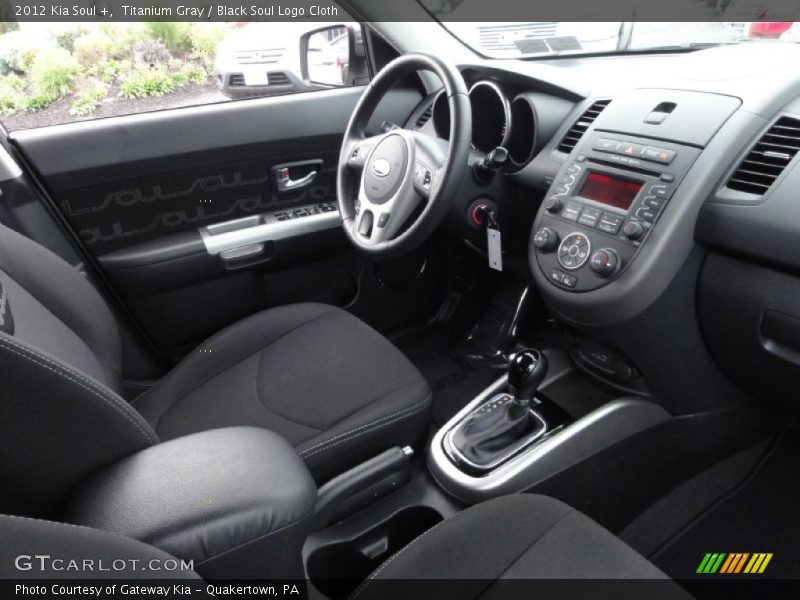 Dashboard of 2012 Soul +