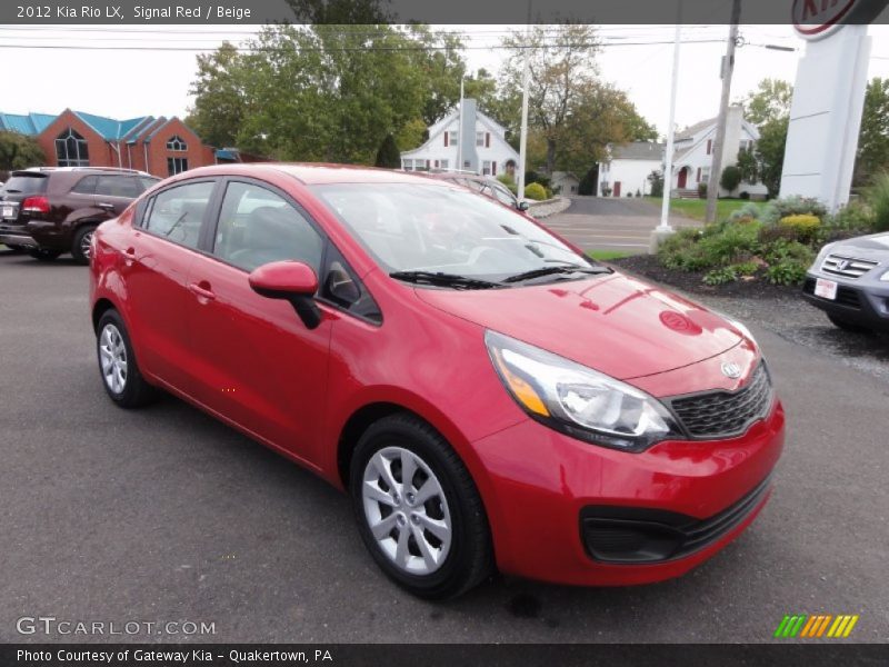 Front 3/4 View of 2012 Rio LX