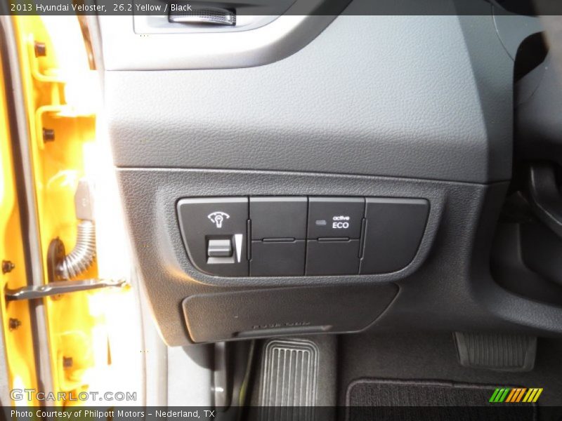 Controls of 2013 Veloster 