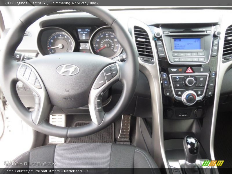 Dashboard of 2013 Elantra GT