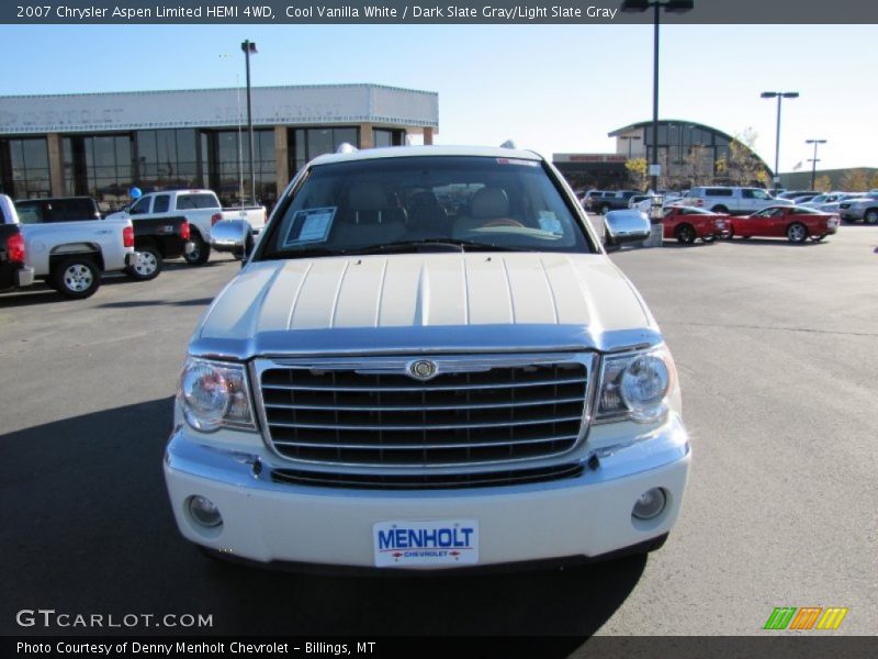 Cool Vanilla White / Dark Slate Gray/Light Slate Gray 2007 Chrysler Aspen Limited HEMI 4WD