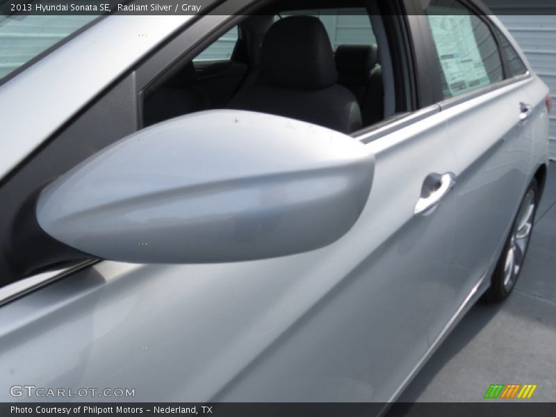 Radiant Silver / Gray 2013 Hyundai Sonata SE