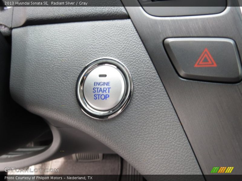 Radiant Silver / Gray 2013 Hyundai Sonata SE