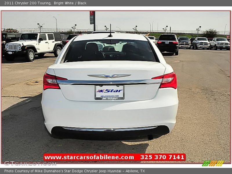 Bright White / Black 2011 Chrysler 200 Touring