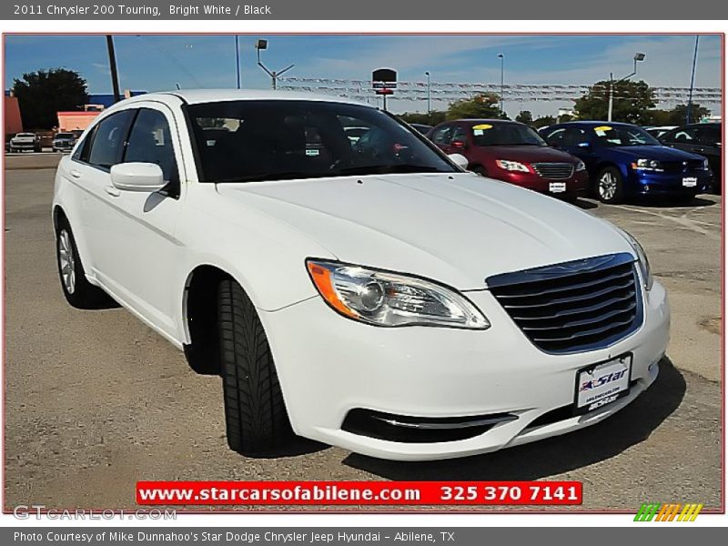 Bright White / Black 2011 Chrysler 200 Touring