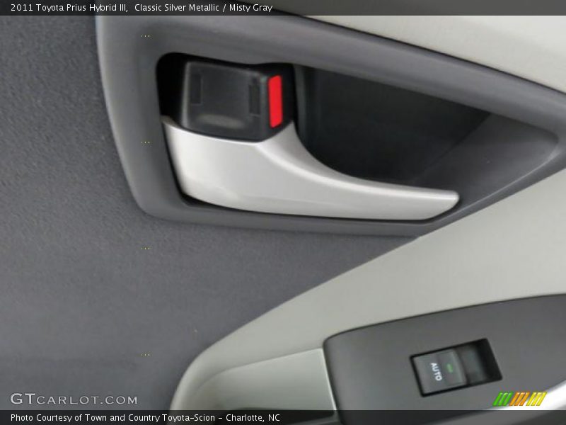 Classic Silver Metallic / Misty Gray 2011 Toyota Prius Hybrid III