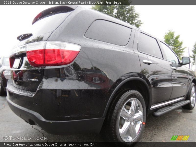 Brilliant Black Crystal Pearl / Black/Light Frost Beige 2013 Dodge Durango Citadel