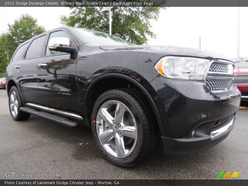 Front 3/4 View of 2013 Durango Citadel
