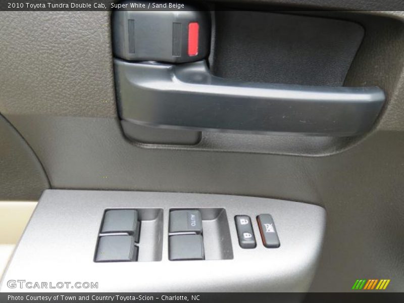 Super White / Sand Beige 2010 Toyota Tundra Double Cab