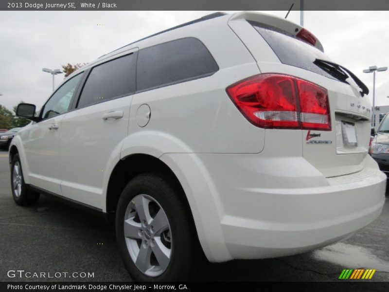 White / Black 2013 Dodge Journey SE